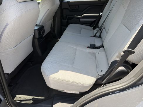 Certified 2025 Toyota 4Runner SR5 AWD/4WD image 30