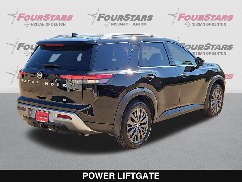 Used 2025 Nissan Pathfinder SL w/ SL Premium Package FWD image 4