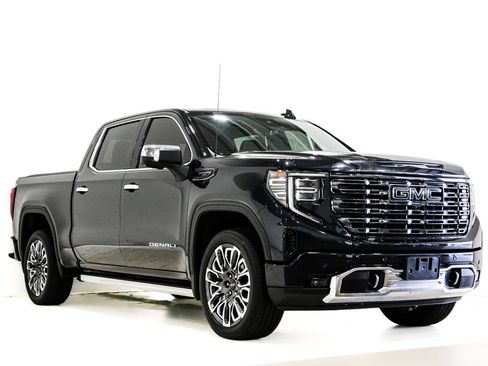 Used 2024 GMC Sierra 1500 Denali Ultimate AWD/4WD image 1