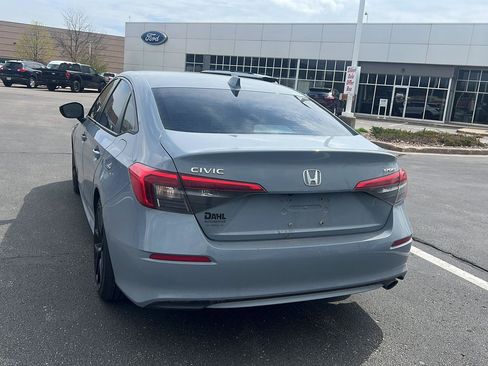 Used 2024 Honda Civic Sport image 8