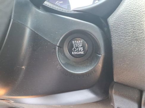 Used 2017 Jeep Renegade Sport w/ Power & Air Group AWD/4WD image 11