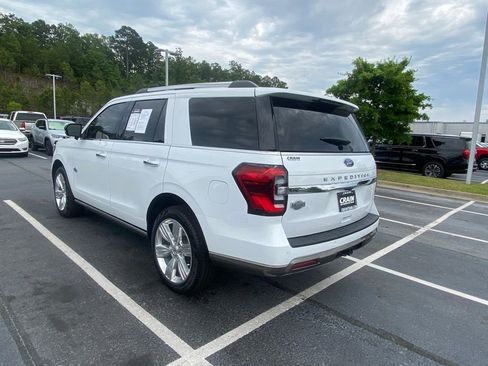 Certified 2024 Ford Expedition King Ranch RWD image 5