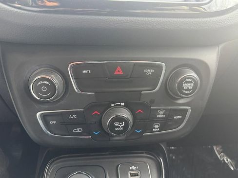 Used 2020 Jeep Compass Limited w/ Luxury Seat Group image 19