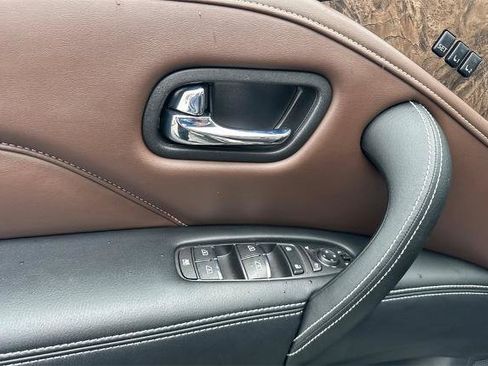 Certified 2024 INFINITI QX80 Premium Select w/ Cargo Package image 11