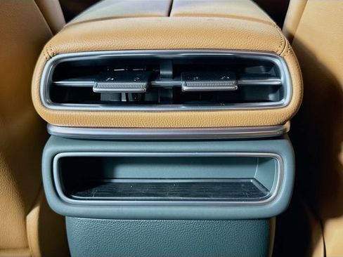 New 2026 Genesis GV80 2.5T Advanced image 18