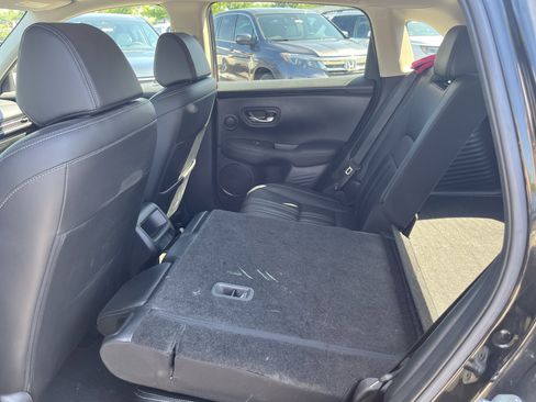 Used 2024 Honda HR-V EX-L image 16