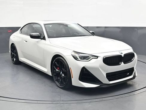 Used 2025 BMW M240i Coupe w/ Premium Package RWD image 2