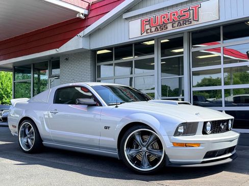 Used 2007 Ford Mustang GT Premium RWD image 1
