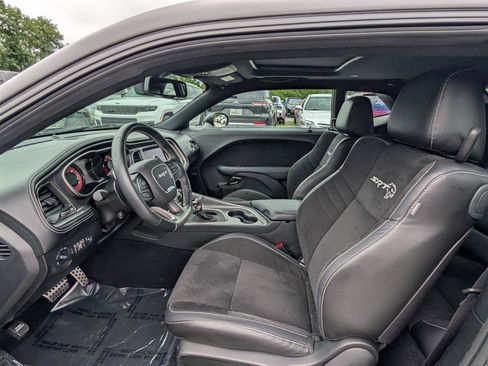 Used 2022 Dodge Challenger SRT Hellcat Redeye image 19