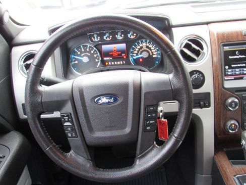 Used 2014 Ford F150 Lariat w/ Lariat Chrome Package AWD/4WD image 22