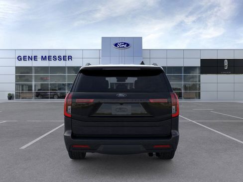 New 2026 Ford Expedition Tremor image 17