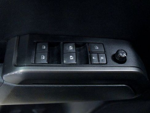 Used 2022 Toyota Tacoma TRD Sport image 17