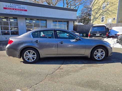 Used 2013 INFINITI G37 x Sedan w/ Premium Pkg image 3