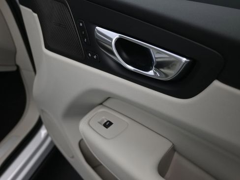 New 2026 Volvo XC60 T8 Ultra w/ Climate Package PRO AWD/4WD image 28
