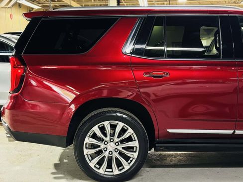 Used 2022 GMC Yukon Denali AWD/4WD image 4