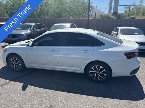 Certified 2023 Volkswagen Jetta S image 1