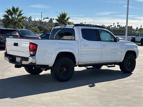 Used 2021 Toyota Tacoma SR5 image 6