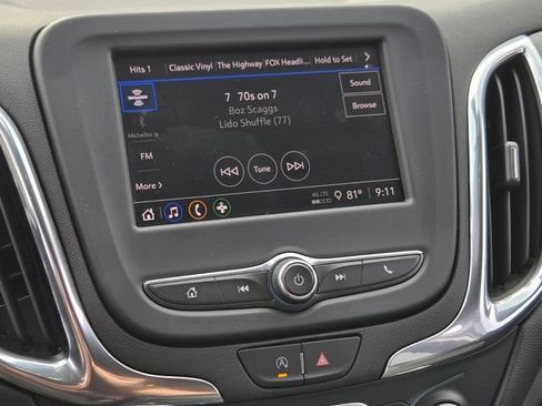 Used 2023 Chevrolet Equinox LT AWD/4WD image 27