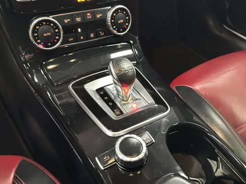 Used 2020 Mercedes-Benz SLC 300 image 18