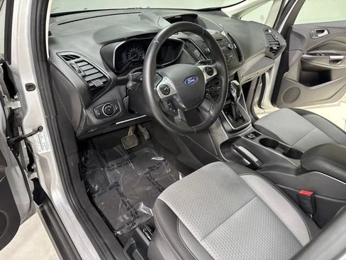Used 2017 Ford C-MAX SE FWD image 11
