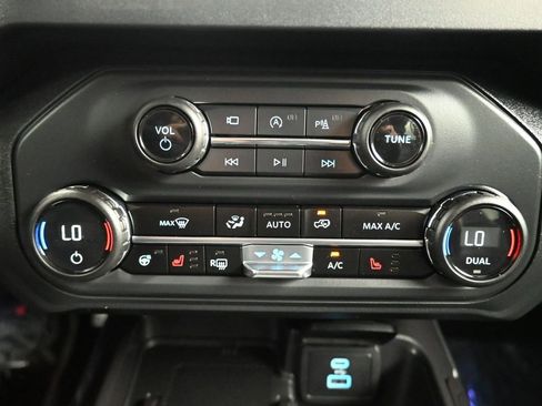 Used 2025 Ford Bronco Outer Banks image 30