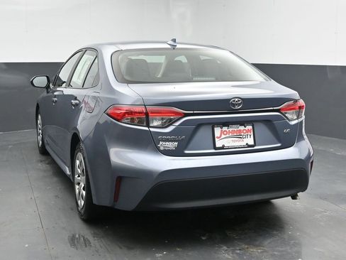 Used 2023 Toyota Corolla LE image 6