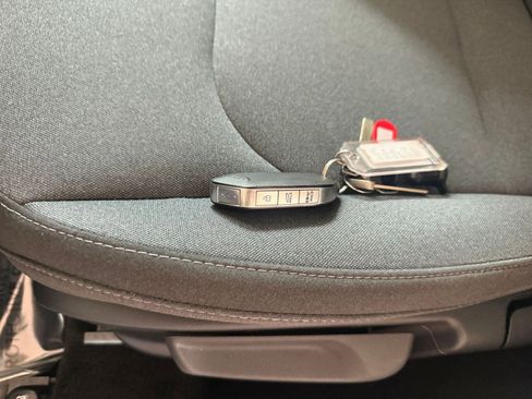 Used 2025 Kia K4 FWD image 21