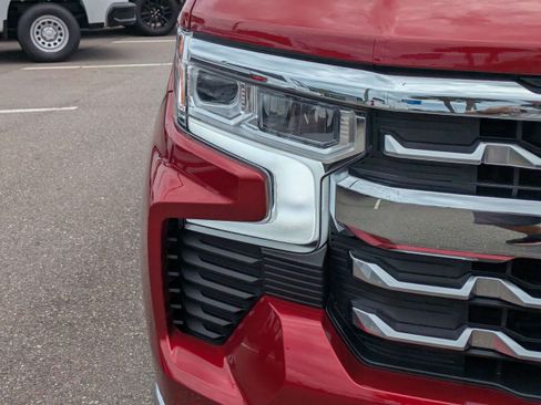 Used 2025 Chevrolet Silverado 1500 LTZ w/ LTZ Premium Package AWD/4WD image 9