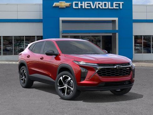 New 2026 Chevrolet Trax RS w/ Sunroof Package FWD image 7