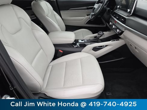 Used 2020 Kia Telluride S AWD/4WD image 23