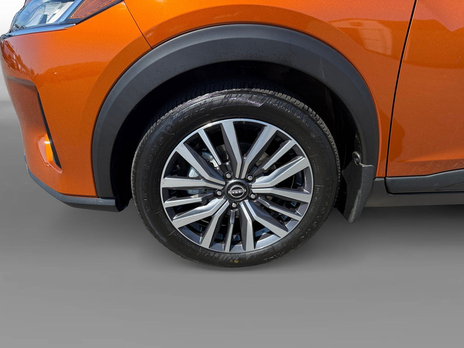 Used 2024 Nissan Kicks SV FWD image 9