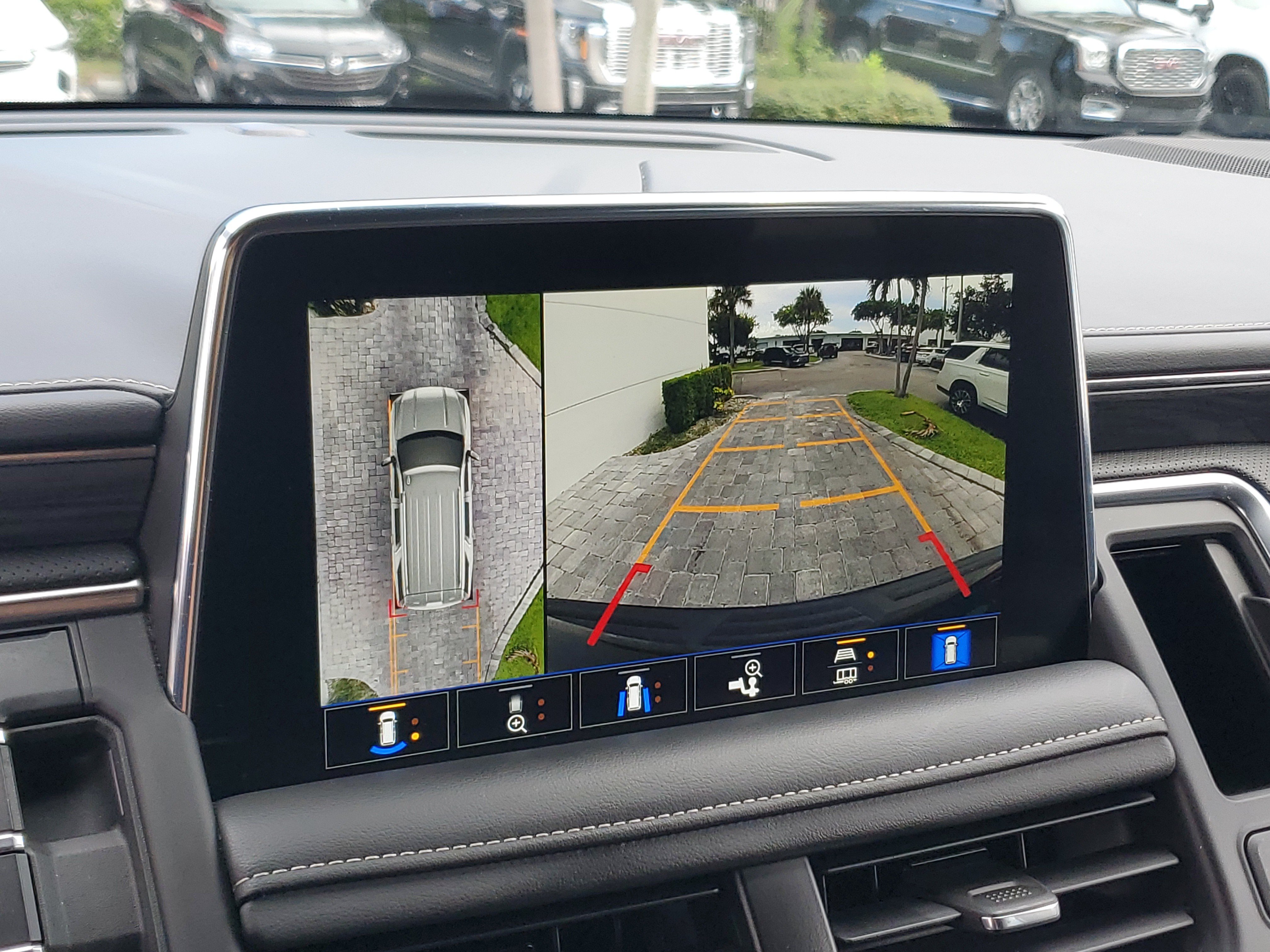 Certified 2021 GMC Yukon SLT w/ Rear Media and Nav Package RWD image 28