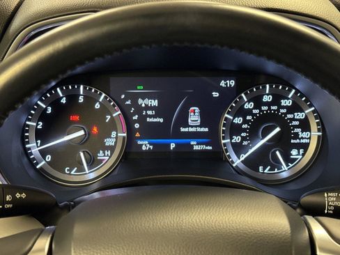 Used 2020 Toyota Highlander Platinum AWD/4WD image 25