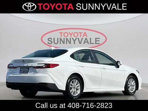 Used 2025 Toyota Camry LE FWD image 3