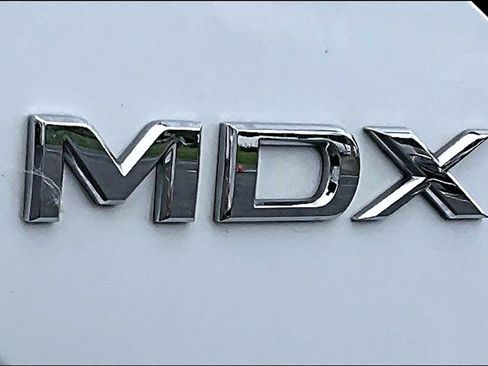 Used 2024 Acura MDX SH-AWD w/ Technology Package image 10