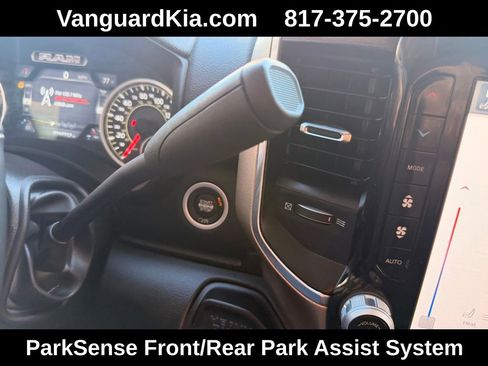 Used 2024 RAM 2500 Laramie image 24