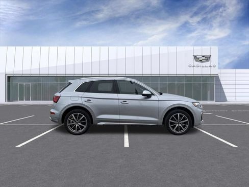 Used 2023 Audi SQ5 Premium Plus w/ Premium Plus Package AWD/4WD image 2