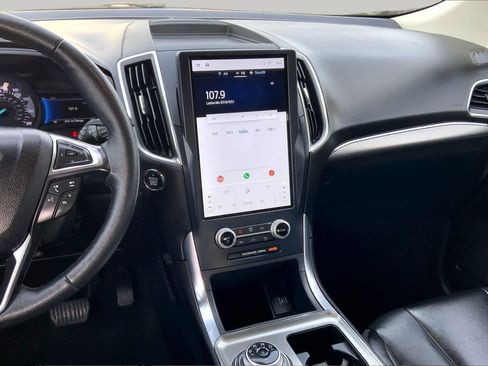 Certified 2022 Ford Edge Titanium AWD/4WD image 7