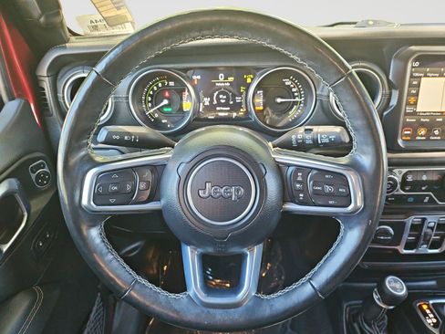 Used 2021 Jeep Wrangler Unlimited Sahara w/ Cold Weather Group AWD/4WD image 38