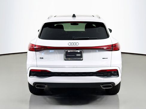 Certified 2025 Audi Q5 2.0T Premium Plus w/ Premium Plus image 10