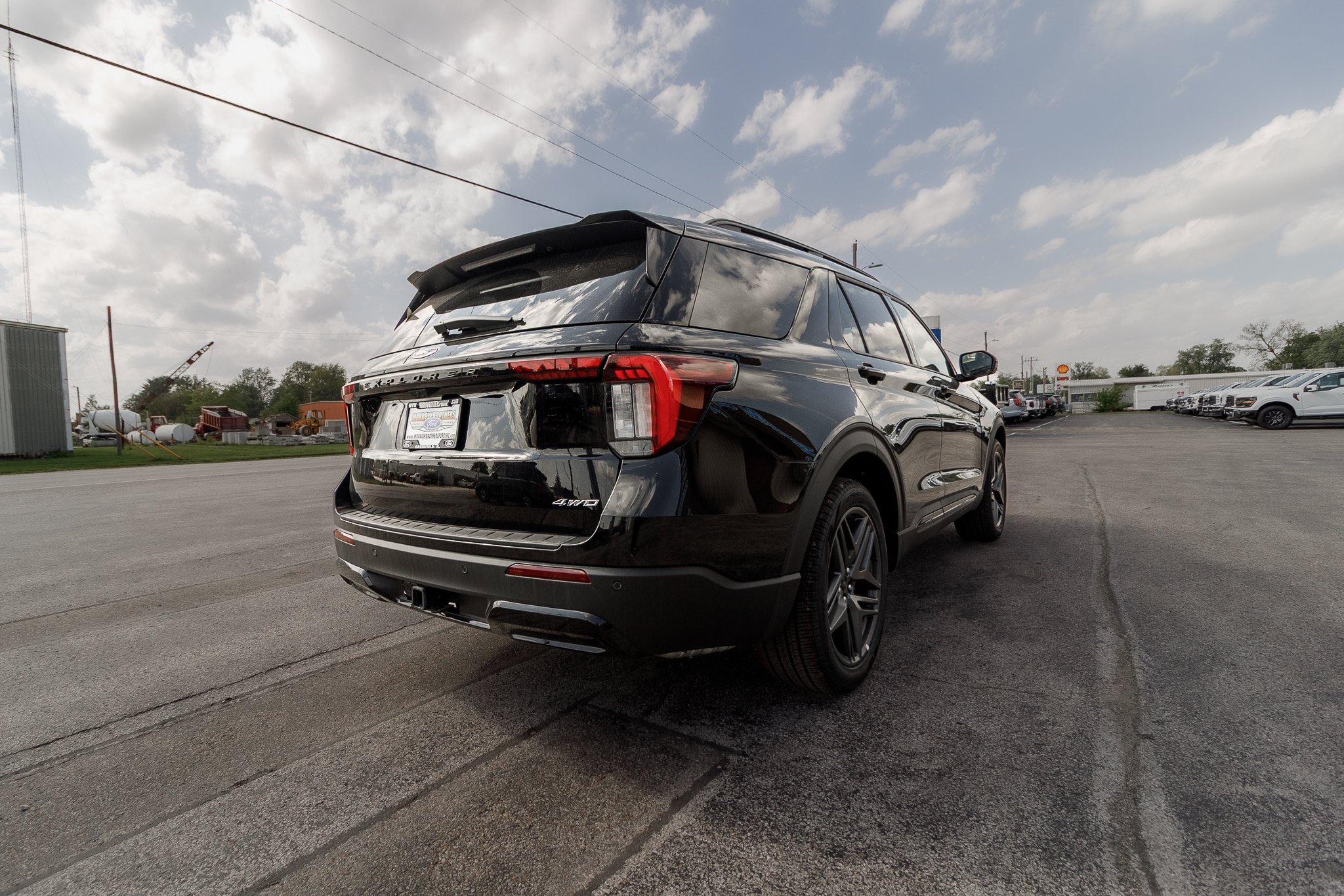 Used 2026 Ford Explorer ST-Line w/ ST-Line Street Pack AWD/4WD image 6