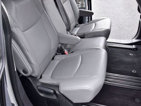 Certified 2024 Toyota Sienna XLE image 14