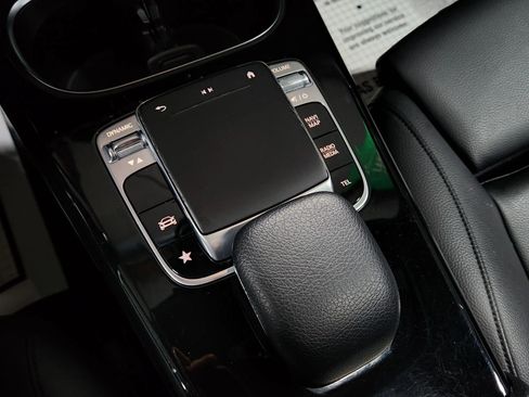 Used 2020 Mercedes-Benz A 220 4MATIC w/ Premium Package image 40