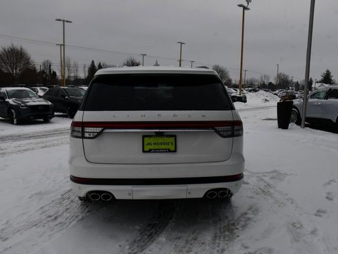 Used 2023 Lincoln Aviator Reserve w/ Equipment Group 201A image 5