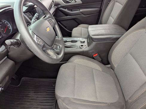 Certified 2018 Chevrolet Traverse LS image 27