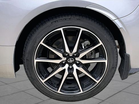 Used 2023 Toyota GR86 image 11