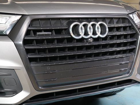 Used 2017 Audi Q7 3.0T Prestige image 11
