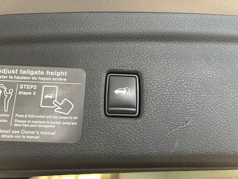 Used 2019 INFINITI QX50 Luxe image 27