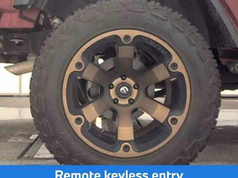 Used 2021 Jeep Wrangler Unlimited Rubicon AWD/4WD image 20