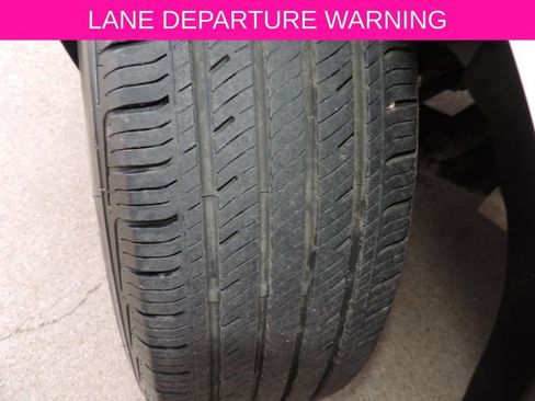 Used 2024 Chevrolet Equinox LT image 16